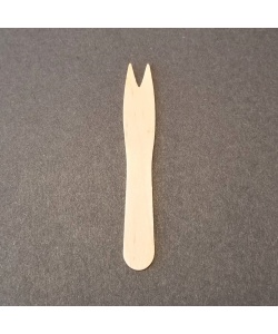 3.75'' wooden sampling fork