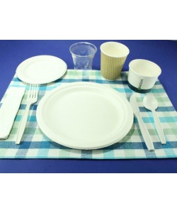 Service de table pour 50 personnes